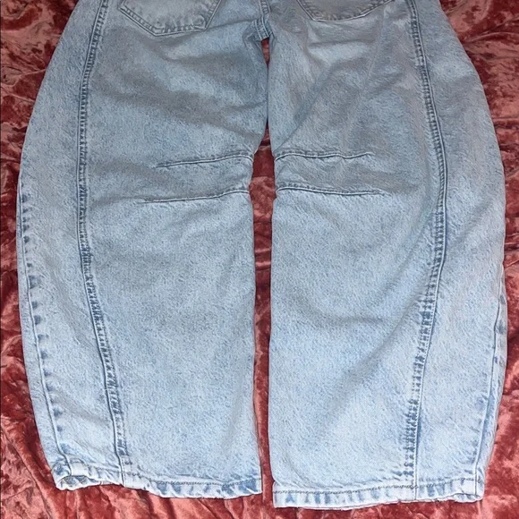 We The Free Sky Blue Barrel leg Denim Jeans - Picture 7 of 8
